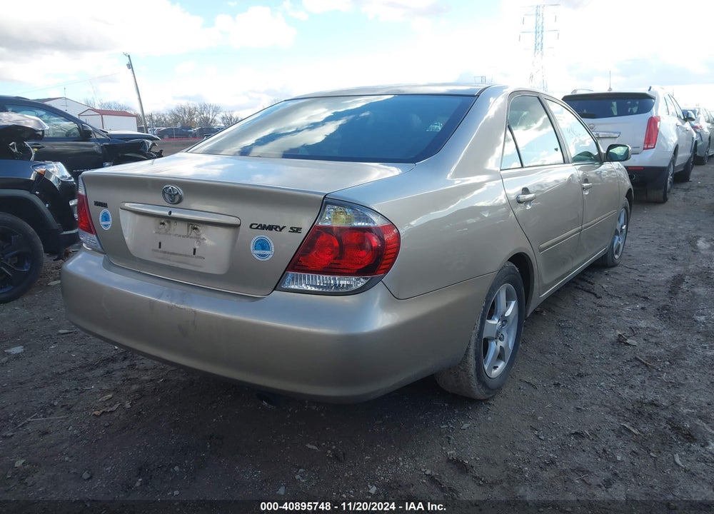 2005 TOYOTA CAMRY SE VIN: 4T1BE32K85U523028