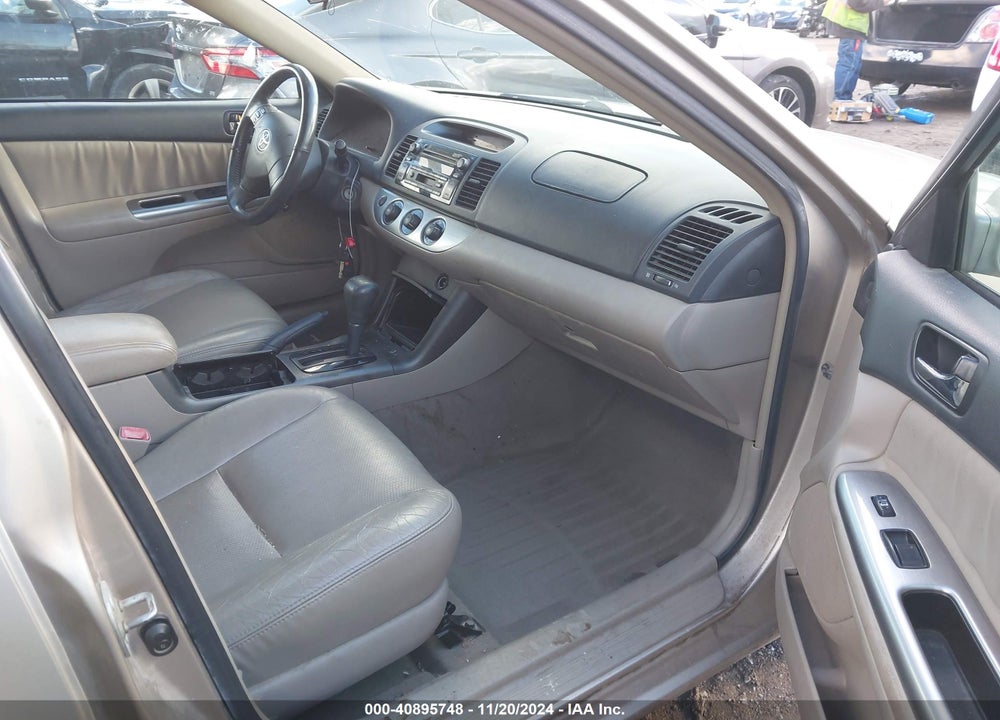 2005 TOYOTA CAMRY SE VIN: 4T1BE32K85U523028