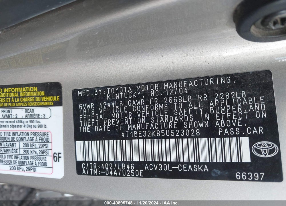 2005 TOYOTA CAMRY SE VIN: 4T1BE32K85U523028