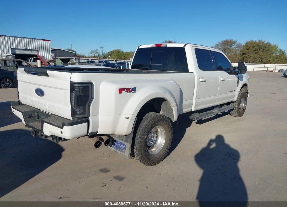 2018 FORD F-350 LARIAT VIN: 1FT8W3DT8JED00994