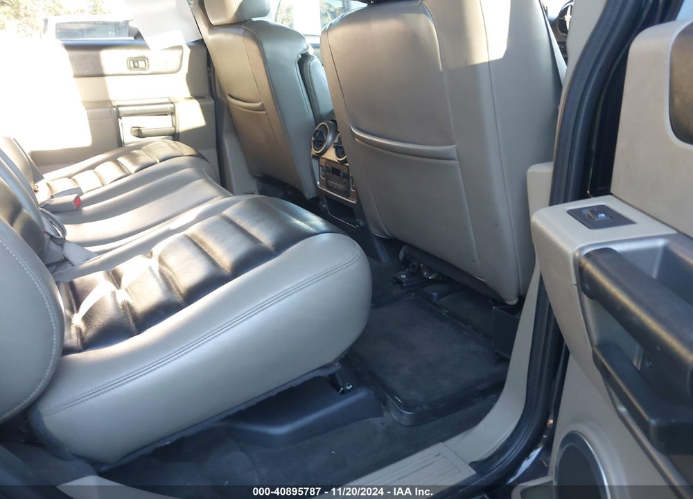 2003 HUMMER H2 VIN: 5GRGN23U93H119843