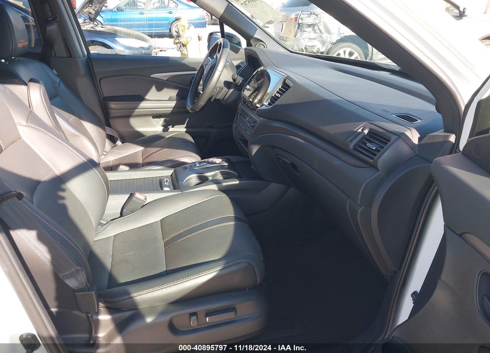 2022 HONDA PASSPORT AWD TRAILSPORT VIN: 5FNYF8H62NB001703