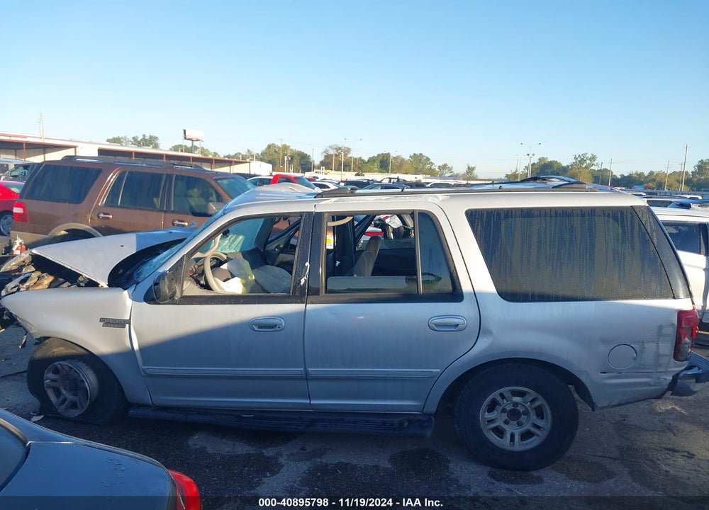 2001 FORD EXPEDITION XLT VIN: 1FMRU15W11LB77568