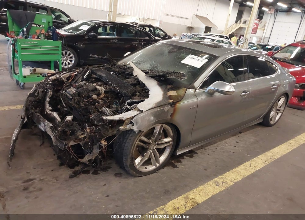 2014 AUDI S7 VIN: WAUW2AFC5EN012180