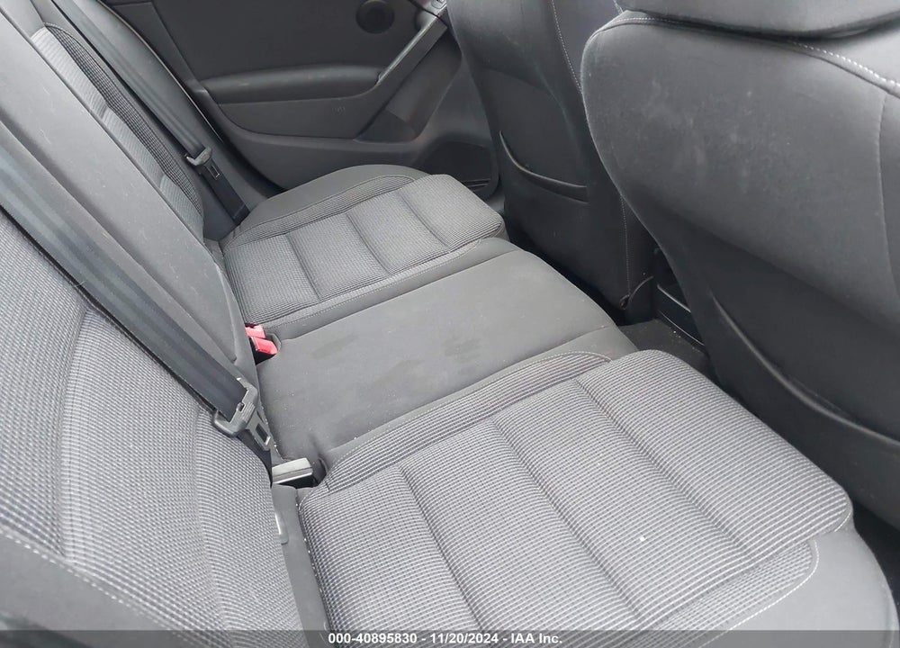 2012 VOLKSWAGEN GOLF 2.5L 4-DOOR VIN: WVWDB7AJ1CW306413