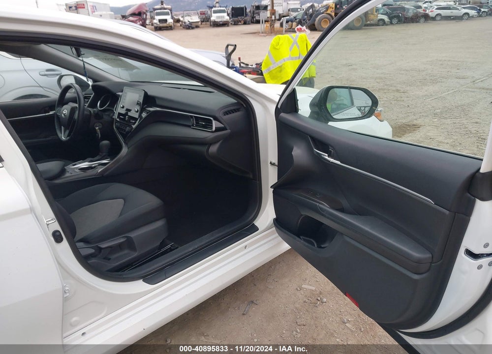 2021 TOYOTA CAMRY LE AWD VIN: 4T1C11BK5MU035898