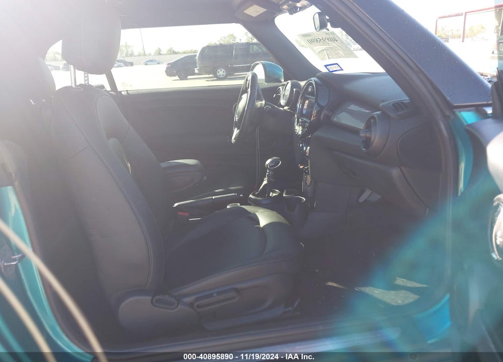 2019 MINI COOPER CONVERTIBLE VIN: WMWWG5C54K3H07579