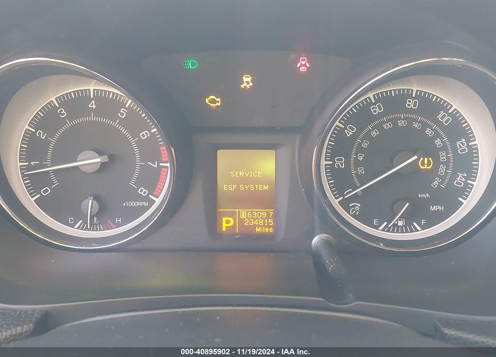 2011 SUZUKI KIZASHI SPORT SLS VIN: JS2RF9A81B6111046