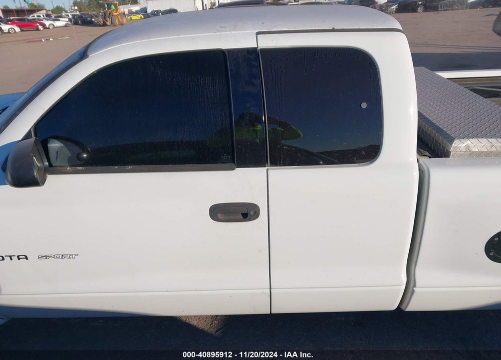 2002 DODGE DAKOTA SPORT VIN: 1B7GL32X22S562118