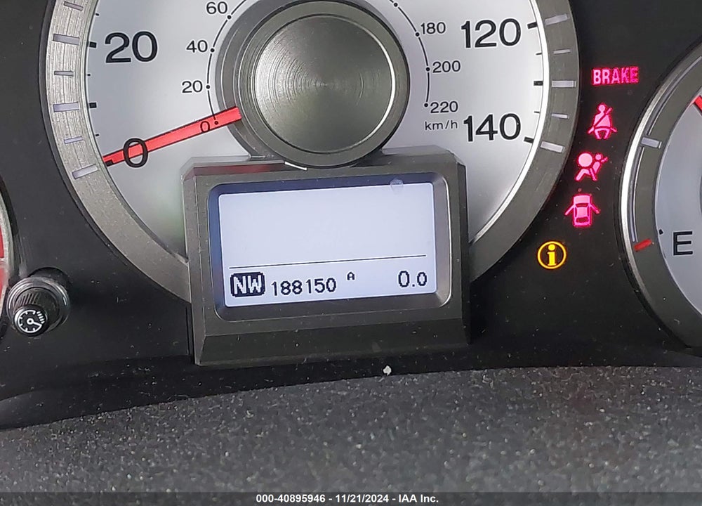 2011 HONDA PILOT TOURING VIN: 5FNYF4H93BB085187