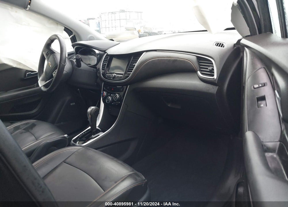 2017 CHEVROLET TRAX PREMIER VIN: 3GNCJMSB1HL271056