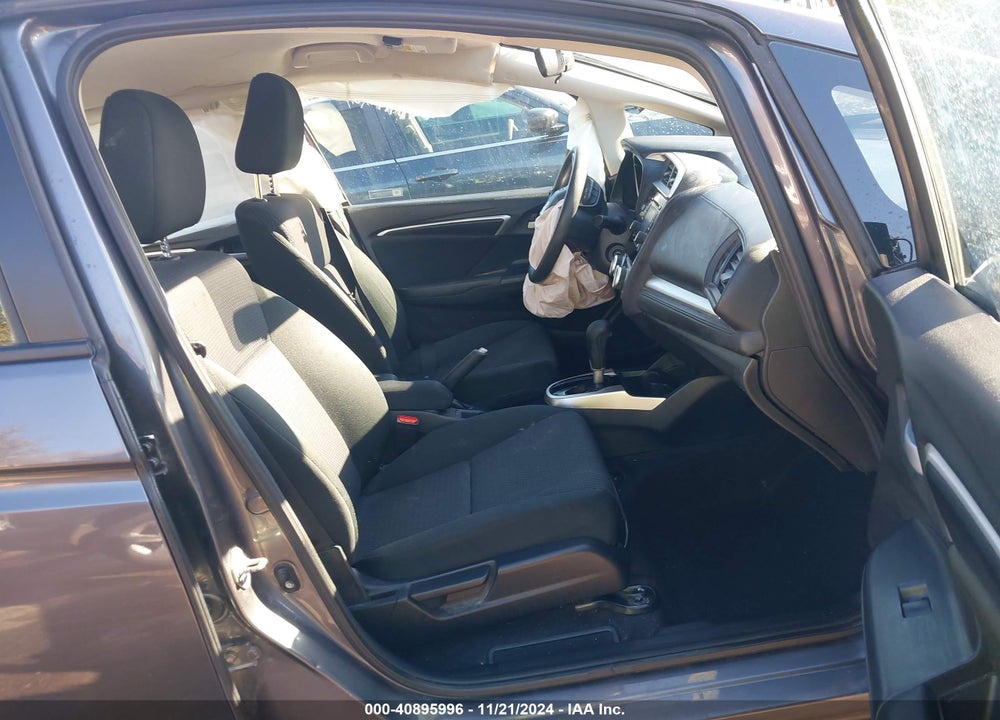 2018 HONDA FIT LX VIN: 3HGGK5H41JM703958