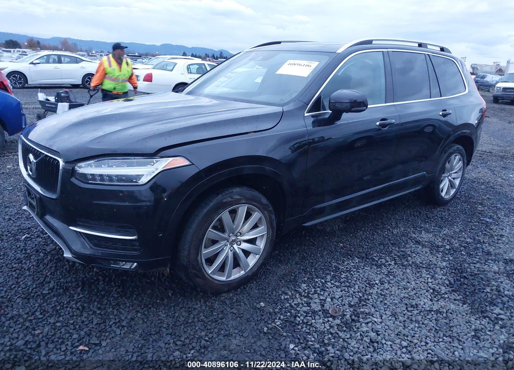 2018 VOLVO XC90 T5 MOMENTUM VIN: YV4102PK8J1345843
