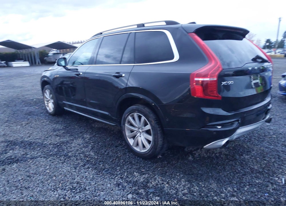 2018 VOLVO XC90 T5 MOMENTUM VIN: YV4102PK8J1345843