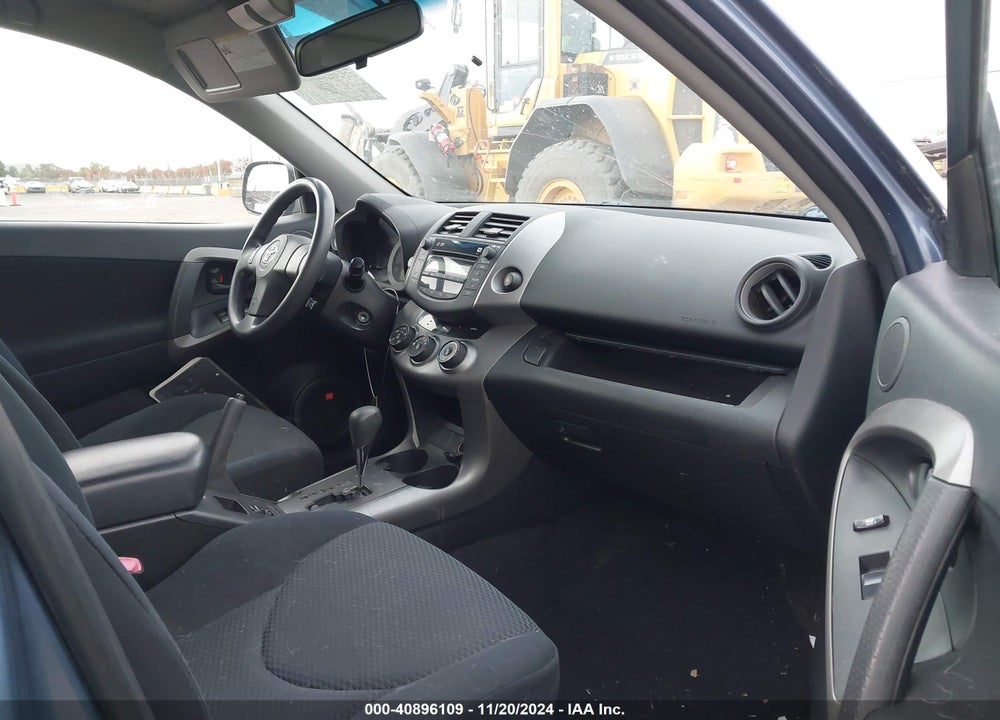 2006 TOYOTA RAV4 SPORT VIN: JTMBD32V065045622