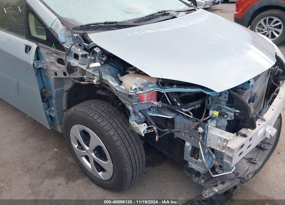 2012 TOYOTA PRIUS TWO VIN: JTDKN3DU2C1565972