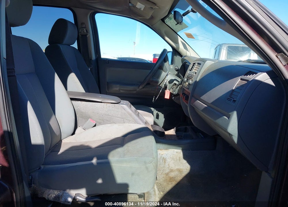 2005 DODGE DAKOTA SLT VIN: 1D7HE48N85S126233