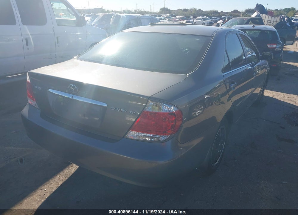 2005 TOYOTA CAMRY XLE VIN: 4T1BE32K95U945289