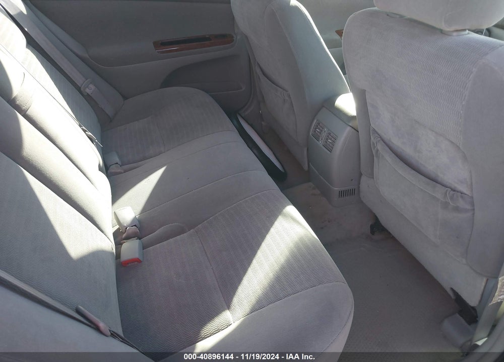 2005 TOYOTA CAMRY XLE VIN: 4T1BE32K95U945289