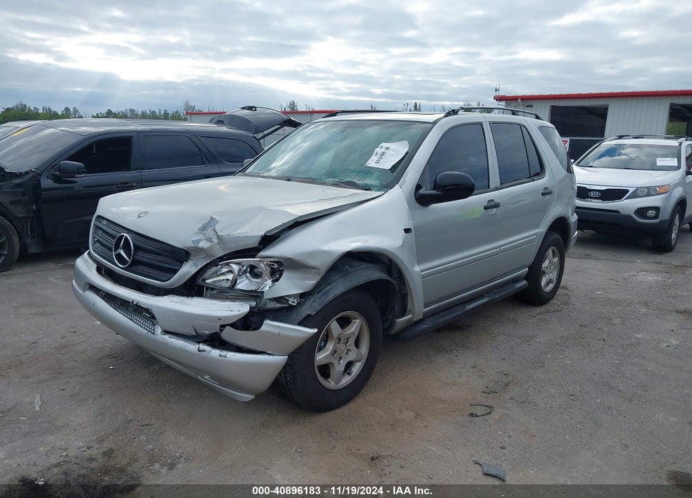 1999 MERCEDES-BENZ ML 320 VIN: 4JGAB54E1XA117586