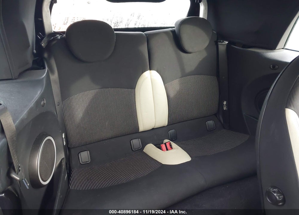 2009 MINI COOPER BASE (M6) VIN: WMWMR33569TJ94347