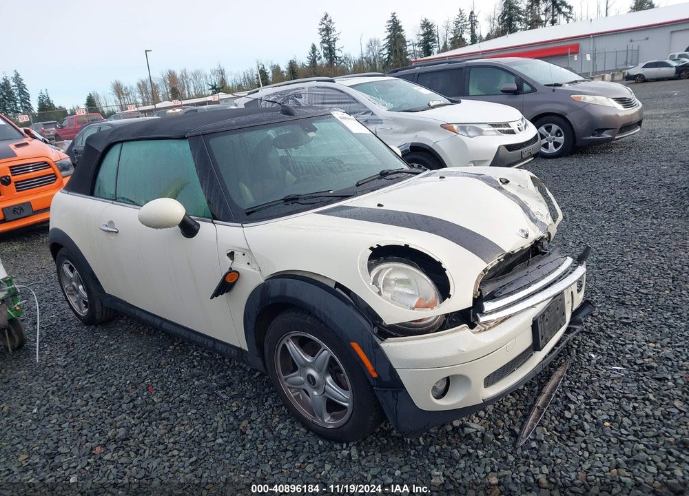 2009 MINI COOPER BASE (M6) VIN: WMWMR33569TJ94347