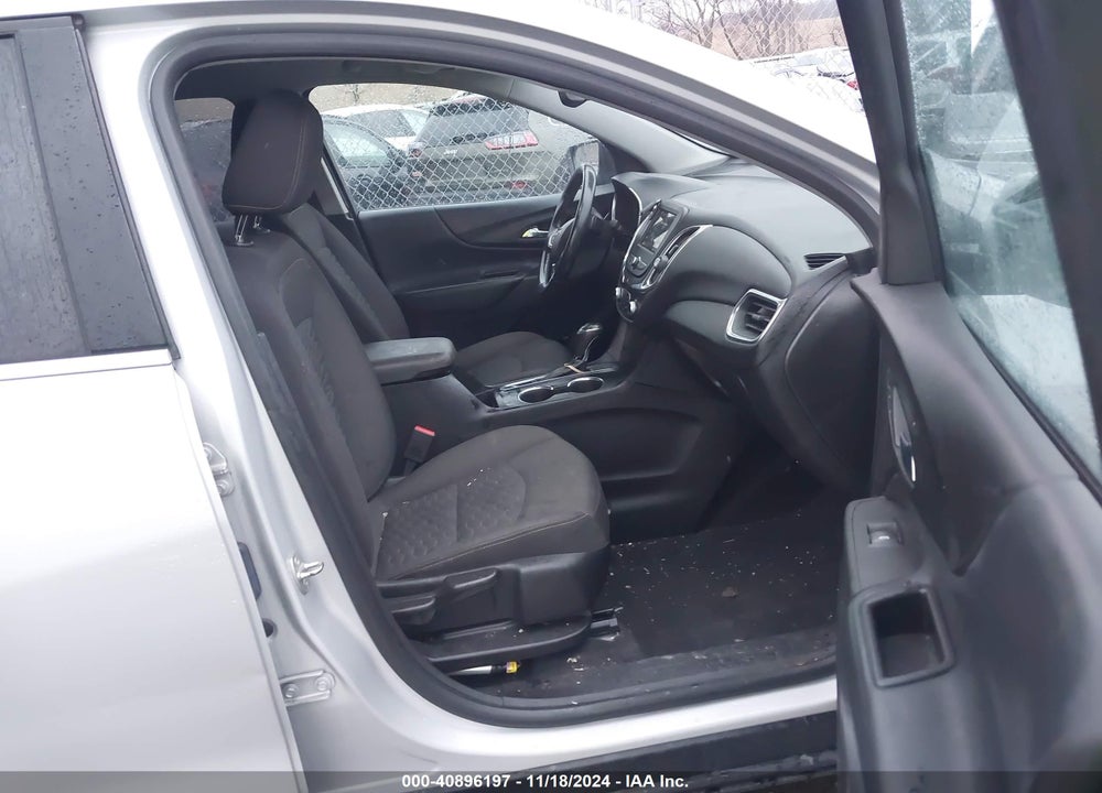 2019 CHEVROLET EQUINOX LT VIN: 2GNAXKEV7K6249011