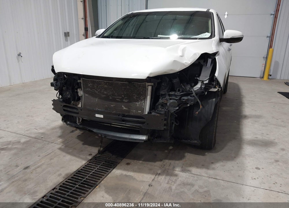 2020 KIA SORENTO 2.4L LX VIN: 5XYPGDA36LG660780