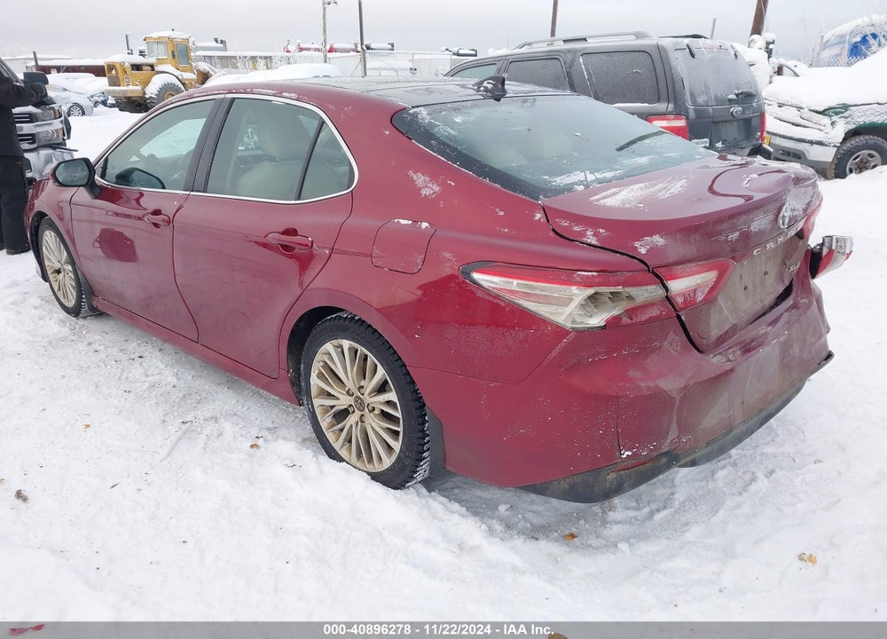 2019 TOYOTA CAMRY XLE VIN: 4T1B11HK5KU234353