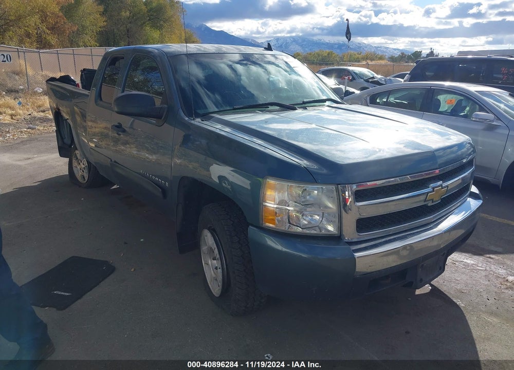 2008 CHEVROLET SILVERADO 1500 LT1 VIN: 2GCEK19JX81245549