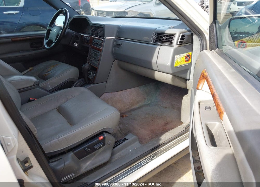 1997 VOLVO 960 VIN: YV1KS9600V1111125