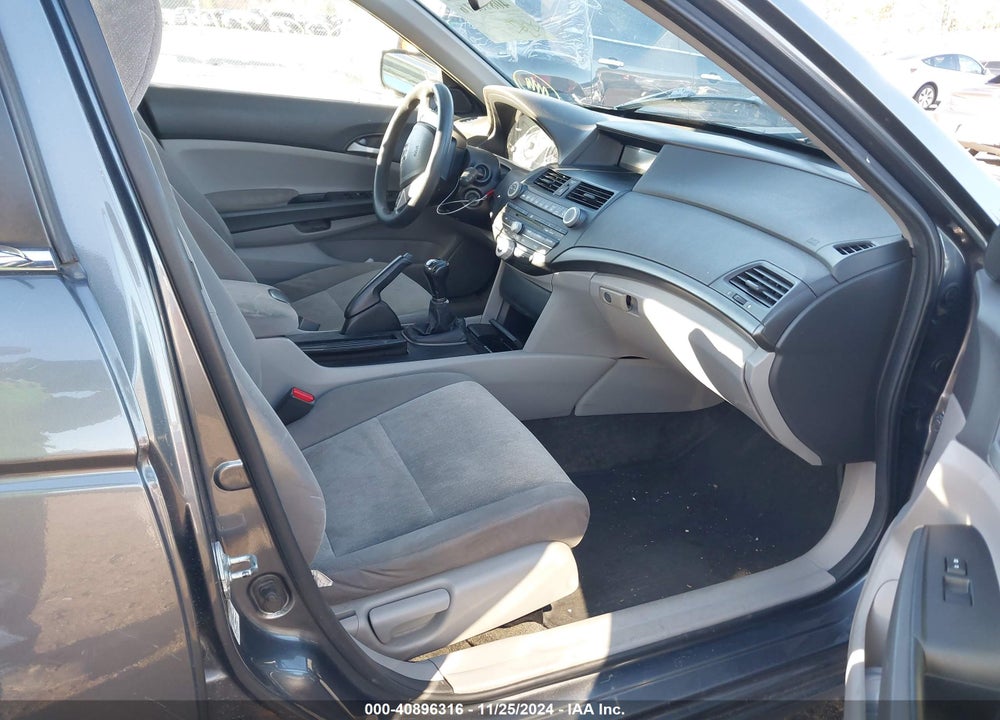 2010 HONDA ACCORD 2.4 LX VIN: 1HGCP2E33AA100212
