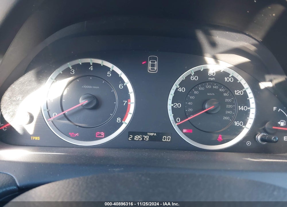 2010 HONDA ACCORD 2.4 LX VIN: 1HGCP2E33AA100212