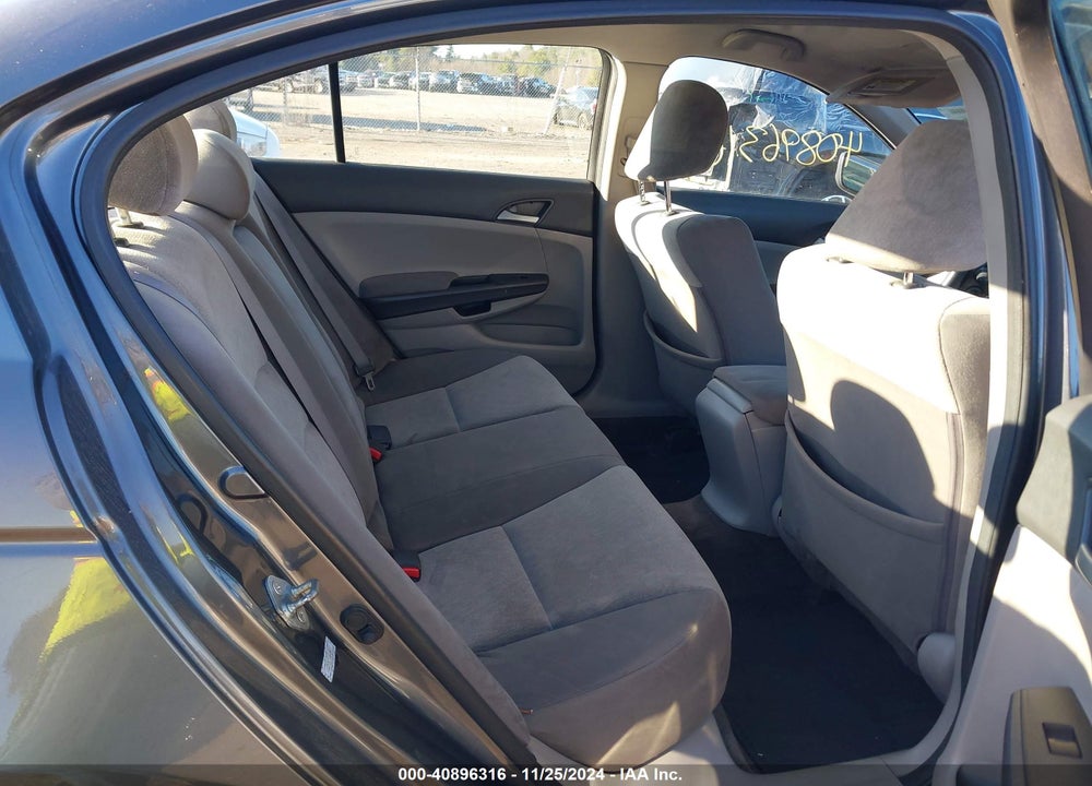 2010 HONDA ACCORD 2.4 LX VIN: 1HGCP2E33AA100212