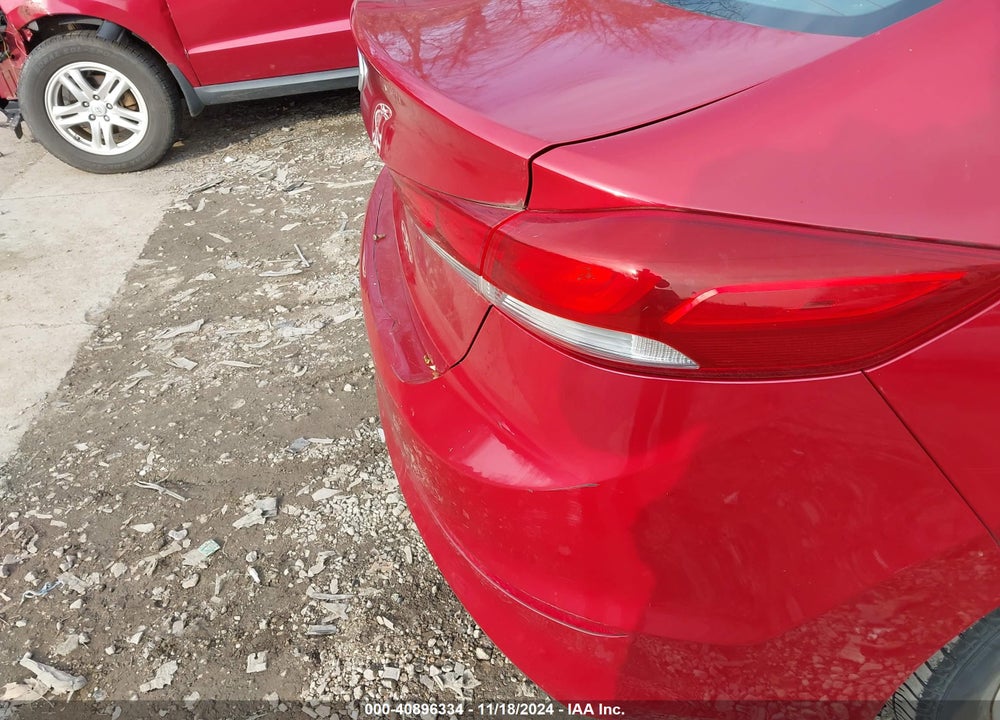 2017 HYUNDAI ELANTRA SE VIN: KMHD74LF6HU071580