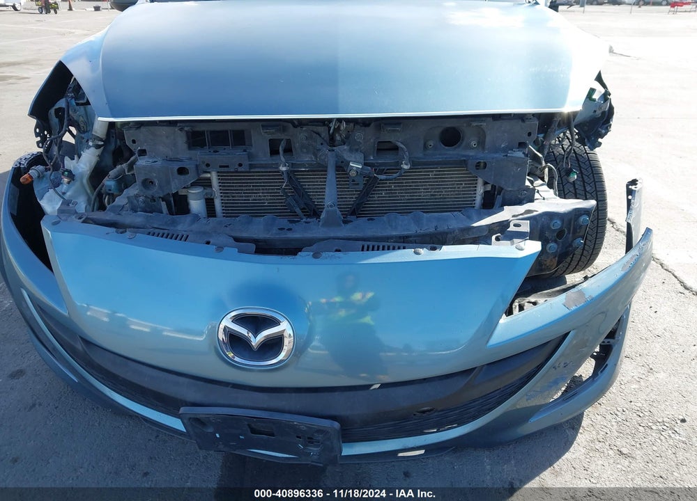 2011 MAZDA 3 I SPORT VIN: JM1BL1UF4B1439400