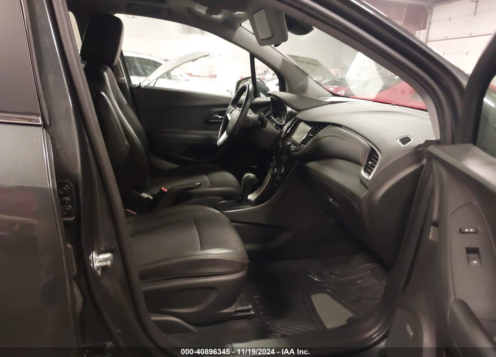 2018 CHEVROLET TRAX LT VIN: 3GNCJPSB4JL215202
