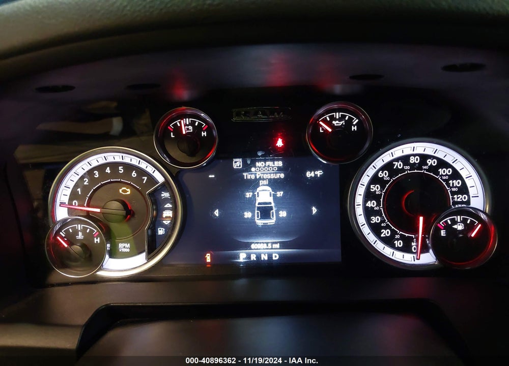 2019 RAM 1500 CLASSIC BIG HORN 4X4 6'4 BOX VIN: 1C6RR7TT1KS724371