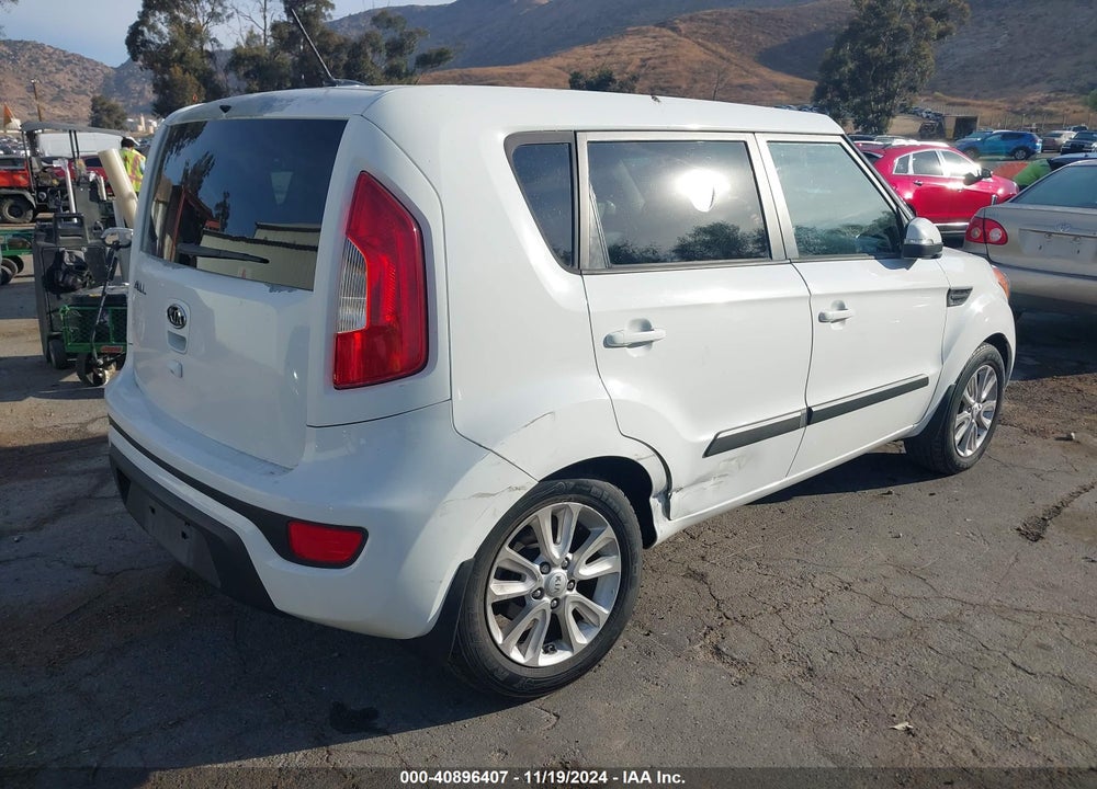 2013 KIA SOUL VIN: KNDJT2A6XD7584141