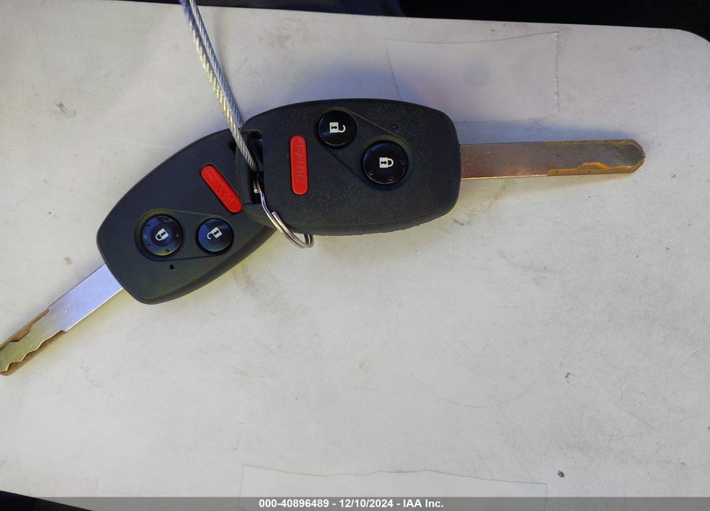 2011 HONDA FIT SPORT VIN: JHMGE8H52BC004470