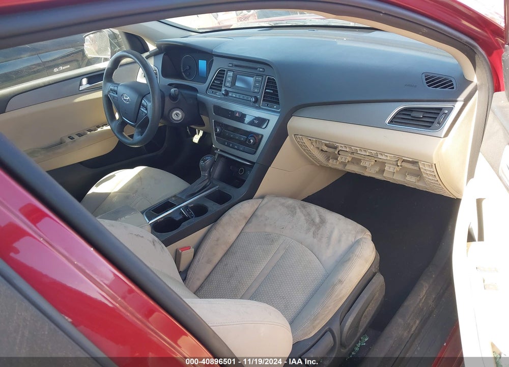 2015 HYUNDAI SONATA SE VIN: 5NPE24AF9FH139081