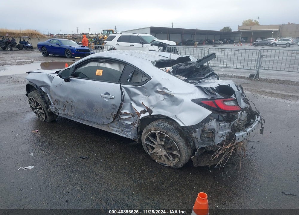 2022 TOYOTA GR86 VIN: JF1ZNBC12N8752113