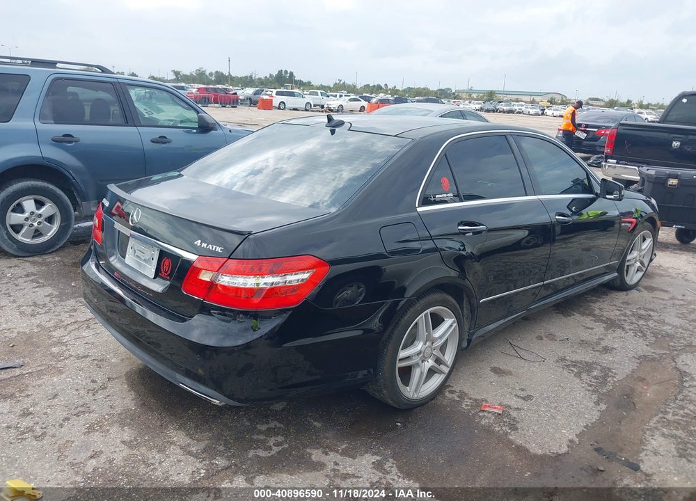 2012 MERCEDES-BENZ E 550 4MATIC VIN: WDDHF9BB5CA581424