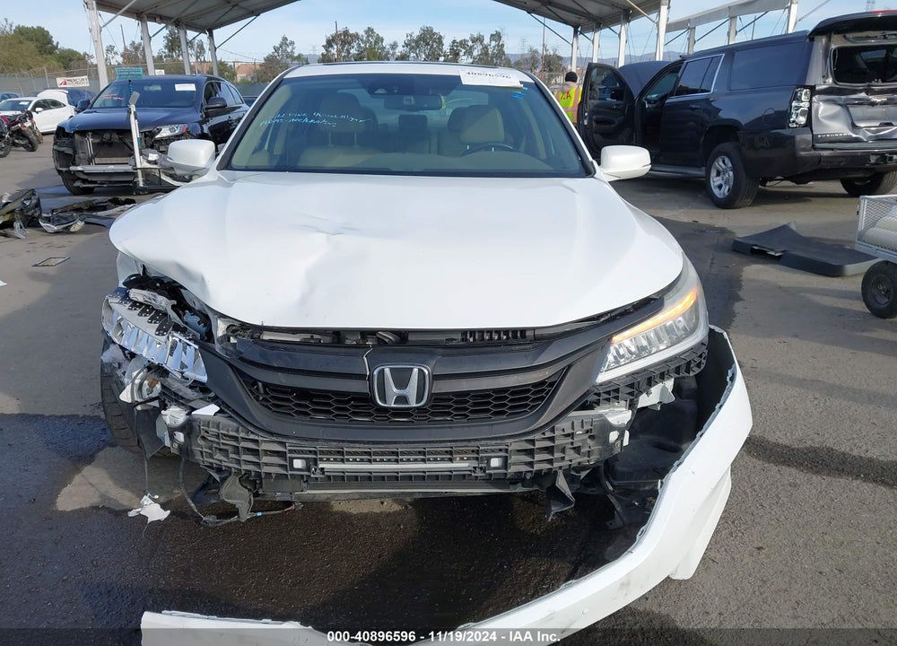 2017 HONDA ACCORD TOURING V6 VIN: 1HGCR3F90HA021352