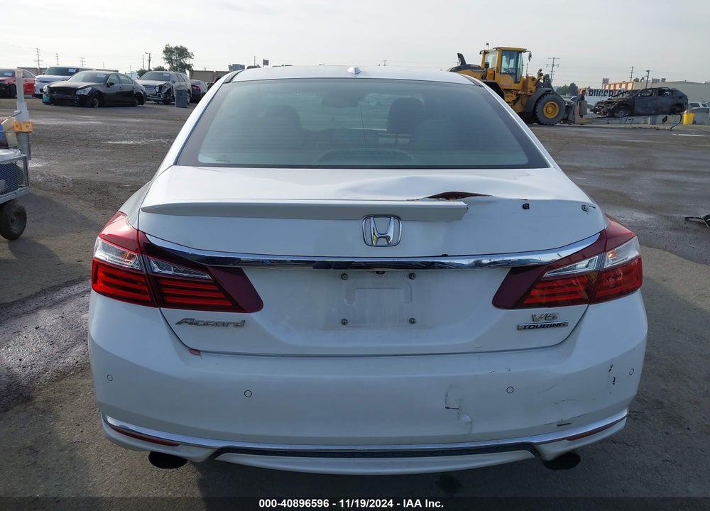 2017 HONDA ACCORD TOURING V6 VIN: 1HGCR3F90HA021352