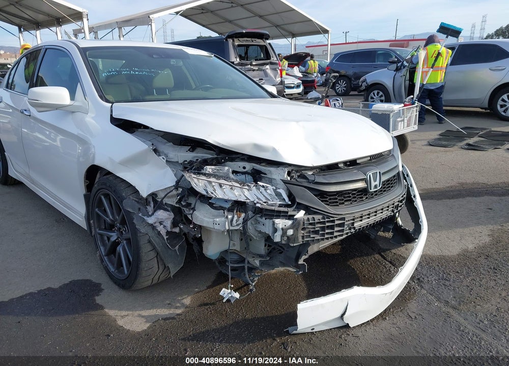 2017 HONDA ACCORD TOURING V6 VIN: 1HGCR3F90HA021352