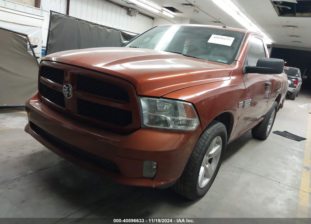 2013 RAM 1500 EXPRESS VIN: 3C6JR6AT3DG540537