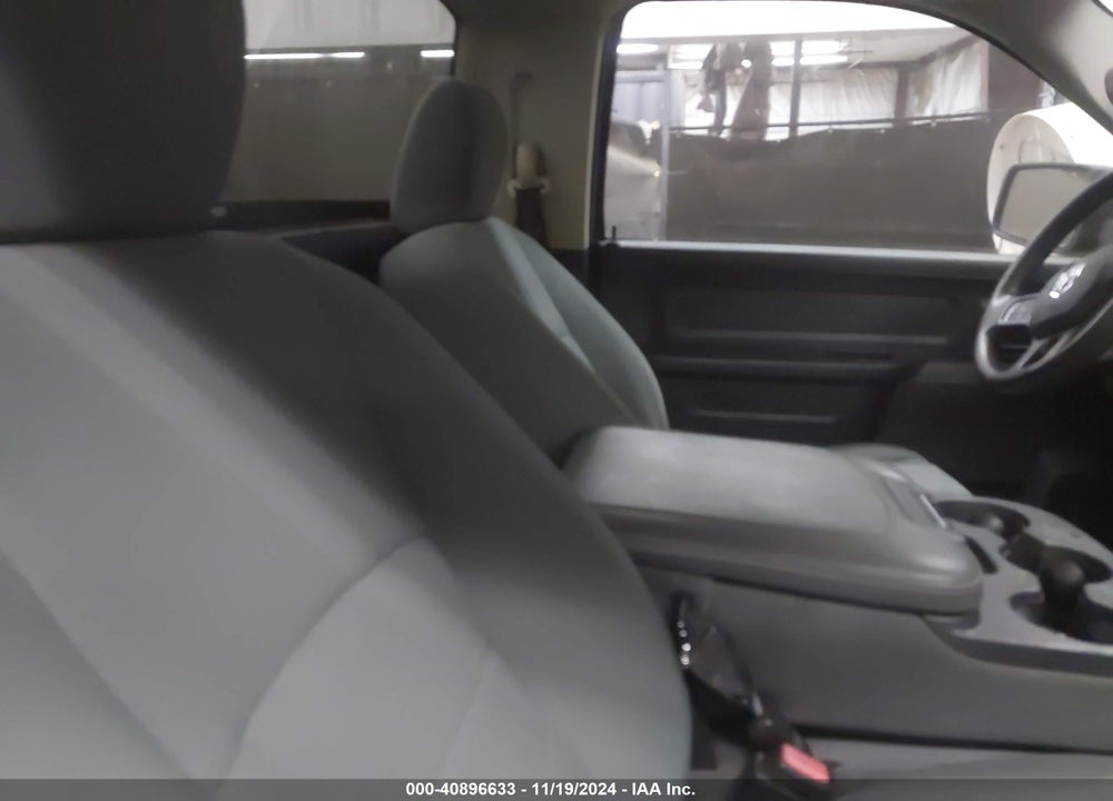 2013 RAM 1500 EXPRESS VIN: 3C6JR6AT3DG540537