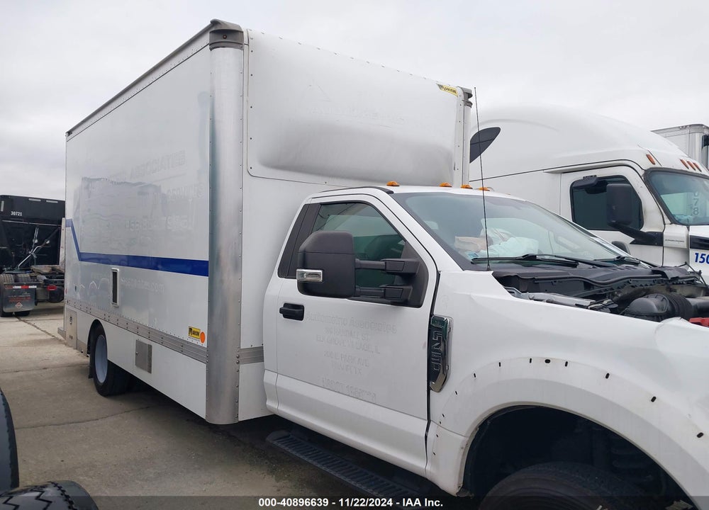 2018 FORD F-450 CHASSIS XL VIN: 1FDTF4GY6JDA02324
