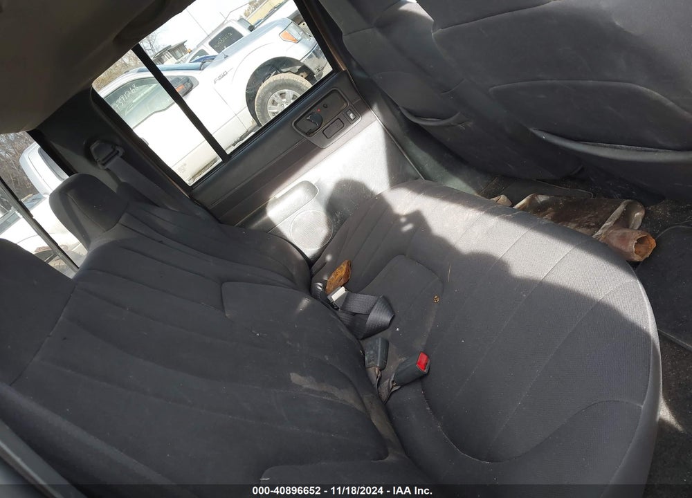 2004 CHEVROLET S-10 LS VIN: 1GCDT13X64K141690